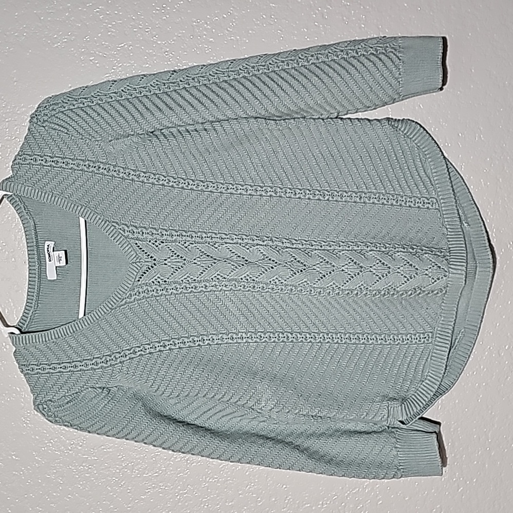Woman sweater